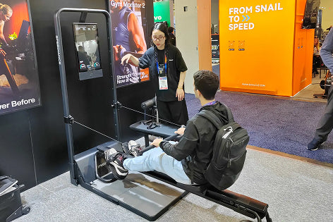 Rowing demonstration on the Speediance stand